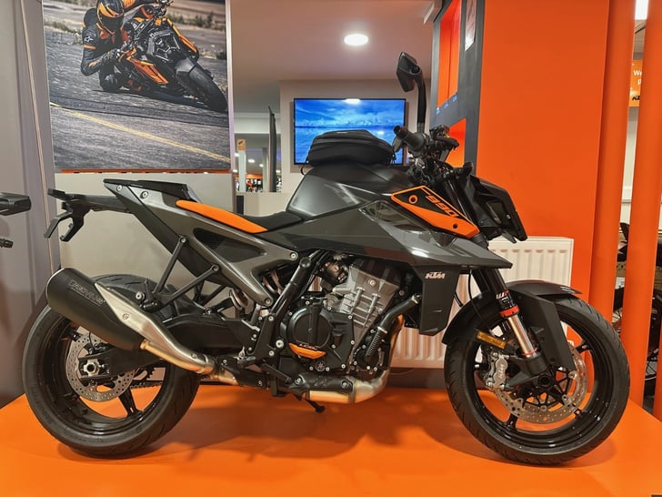 KTM 990 Duke