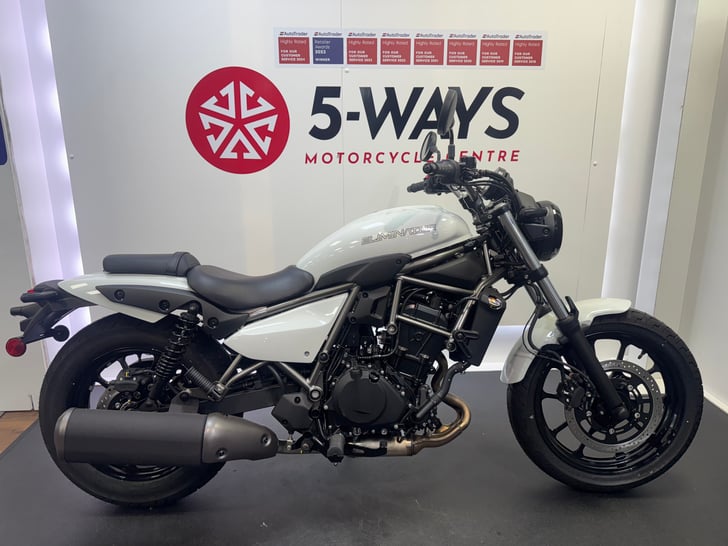 Kawasaki ELIMINATOR 500