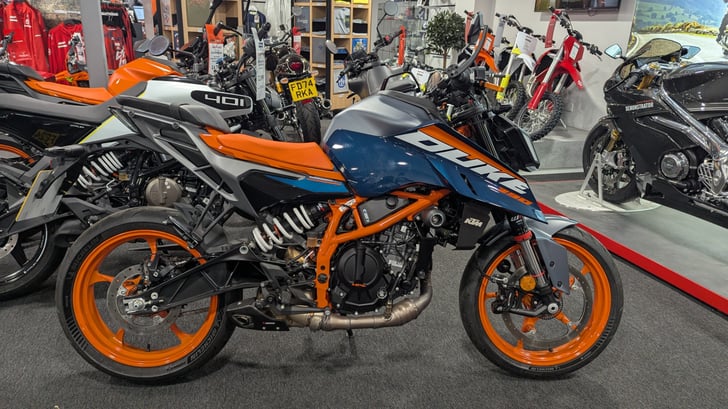 KTM 390 DUKE