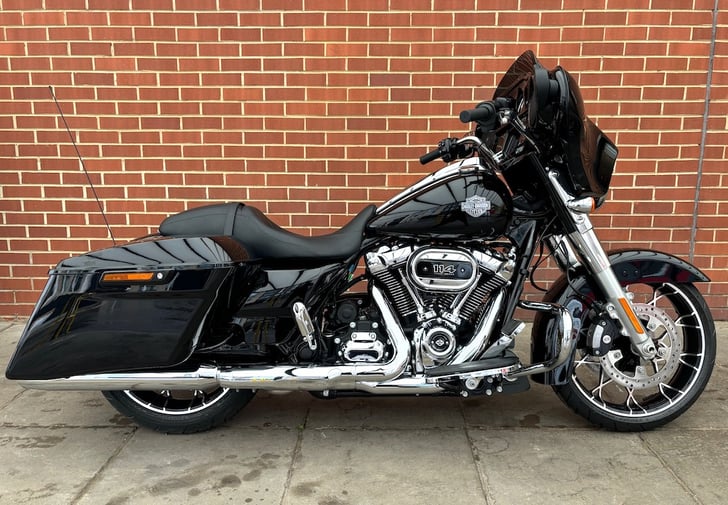 Harley-Davidson TOURING FLHXS STREET GLIDE SPECIAL