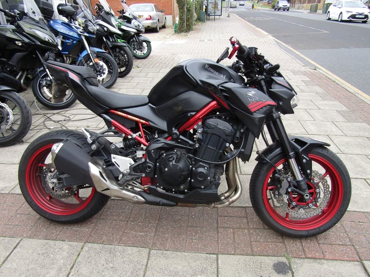 Kawasaki Z900 ABS