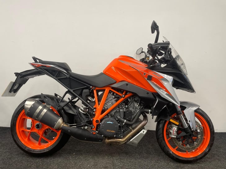 KTM 1290 SUPER DUKE GT
