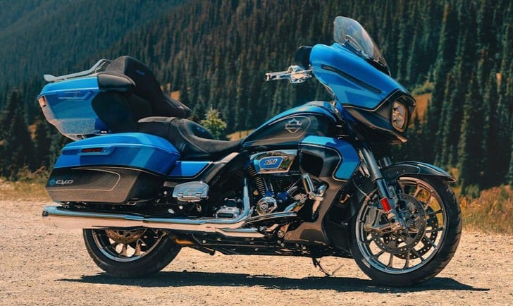 Harley-Davidson CVO 1977 FLHX STREET GLIDE