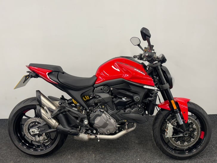 Ducati MONSTER 937