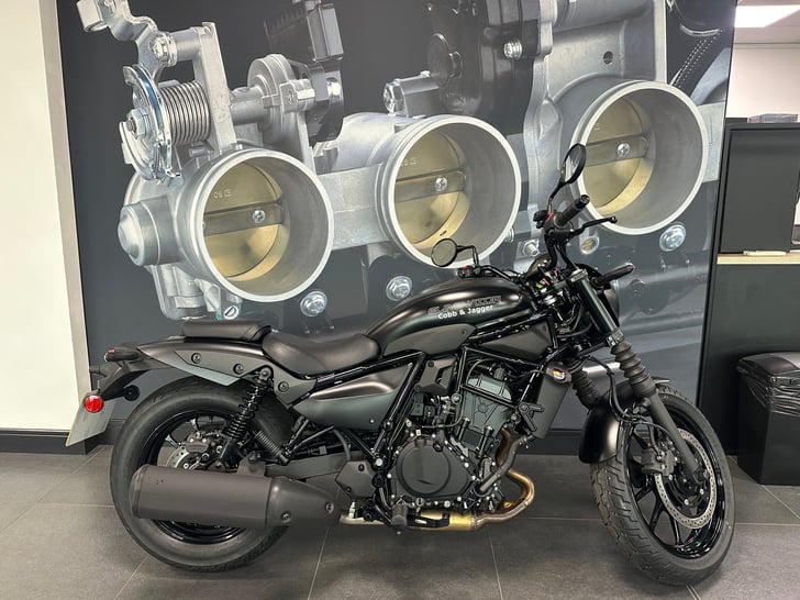 Kawasaki ELIMINATOR 500