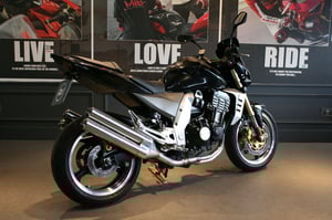 Used Kawasaki Z1000 Z1000 2004 for sale in Watford | Image 2