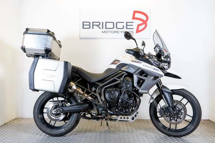 Triumph TIGER 800 XRX