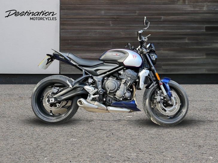 TRIUMPH TRIDENT 660