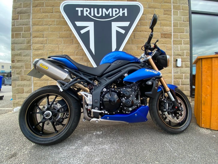 Triumph SPEED TRIPLE 1050