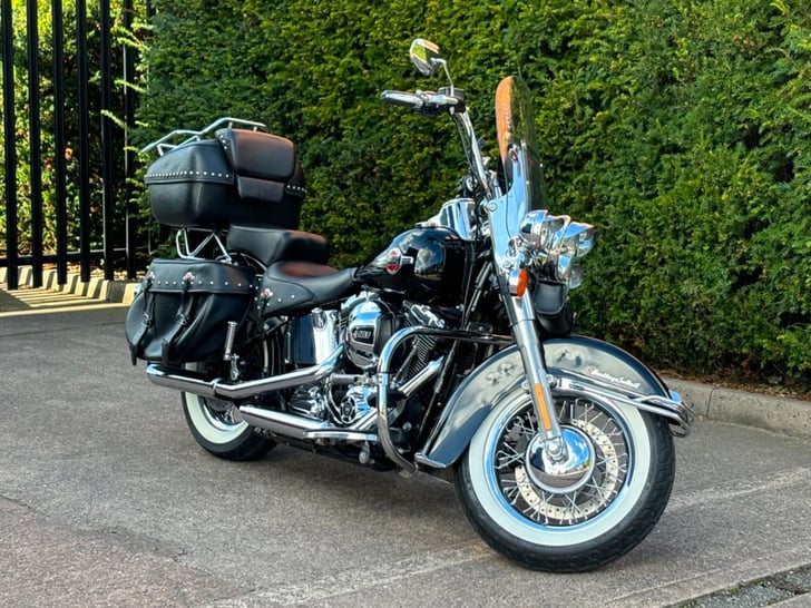 Harley-Davidson SOFTAIL FLSTC HERITAGE SOFTAIL CLASSIC