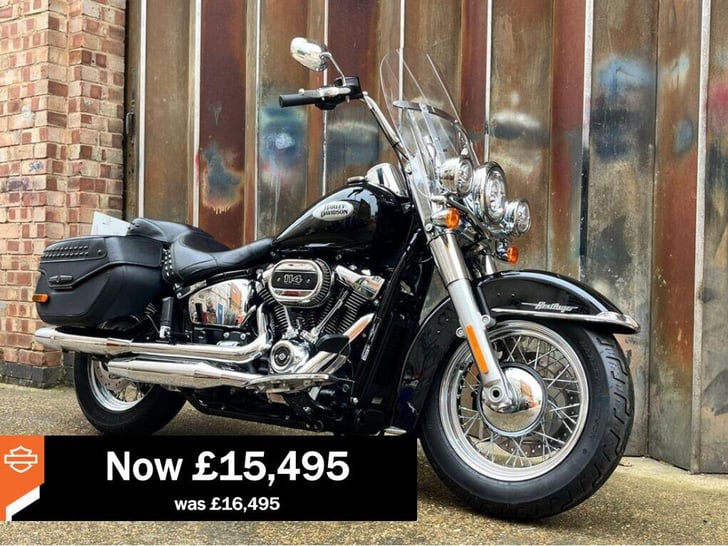 Harley-Davidson SOFTAIL 1868 FLHCS HERITAGE CLASSIC