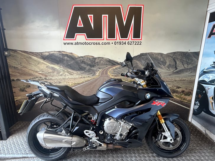 BMW S1000XR