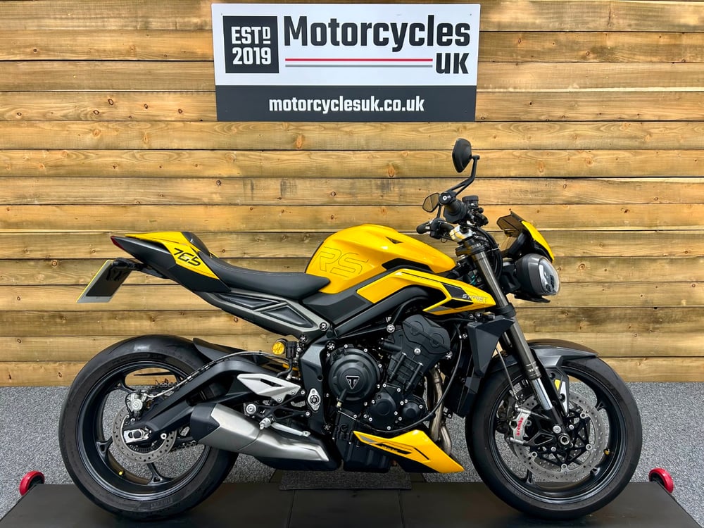 Used Triumph STREET STREET TRIPLE RS for sale in Swindon