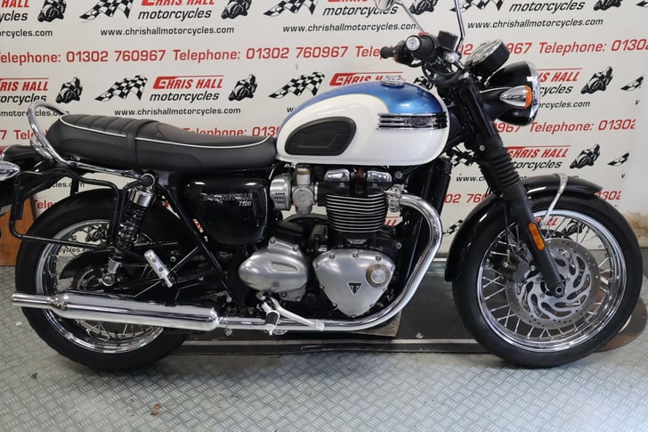 Triumph BONNEVILLE T120