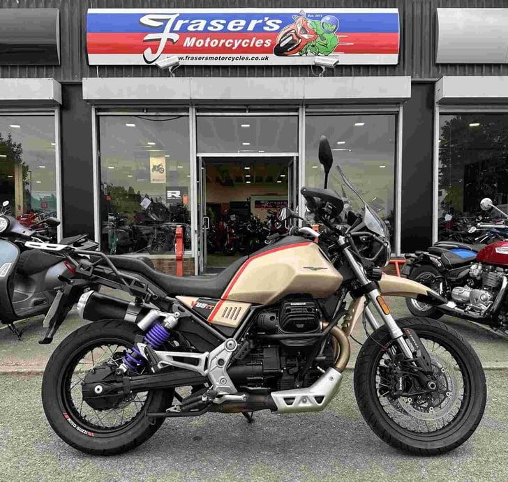 Moto Guzzi V85 TT Travel