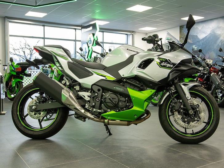 Kawasaki Ninja 7 Hybrid