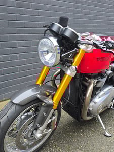 Used Triumph THRUXTON THRUXTON 1200 R for sale in Nottingham | Image 2