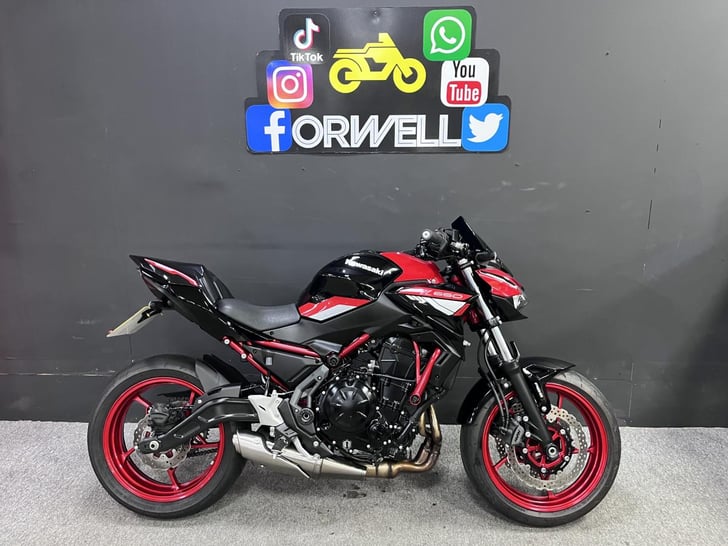 Kawasaki Z650 SRFAN 24YM 