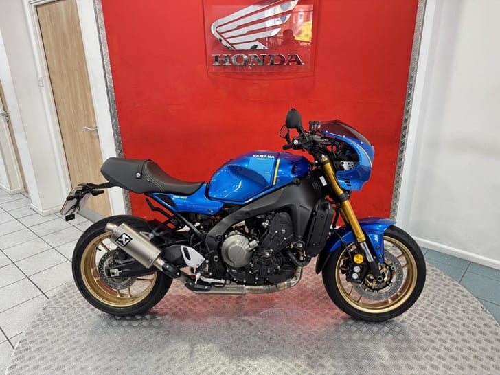 Yamaha XSR900