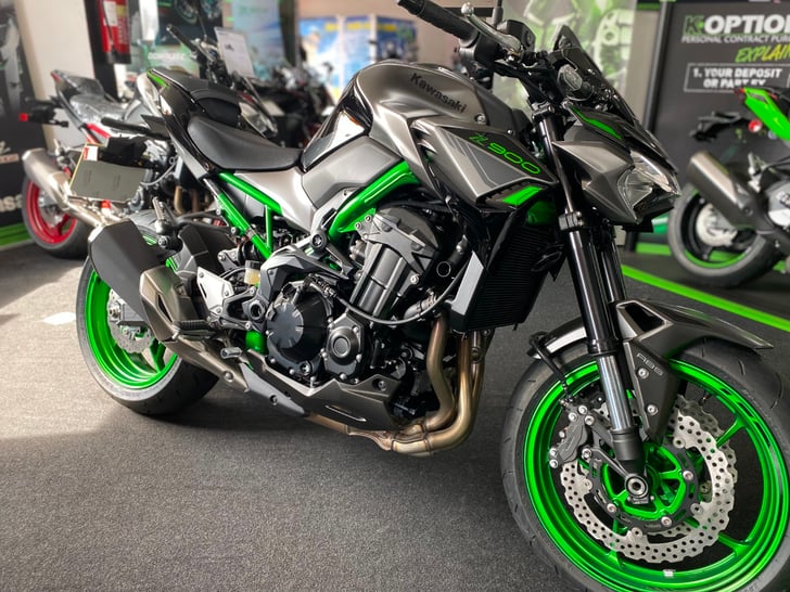 For Sale KAWASAKI Z900 EX DEMO £8199.00