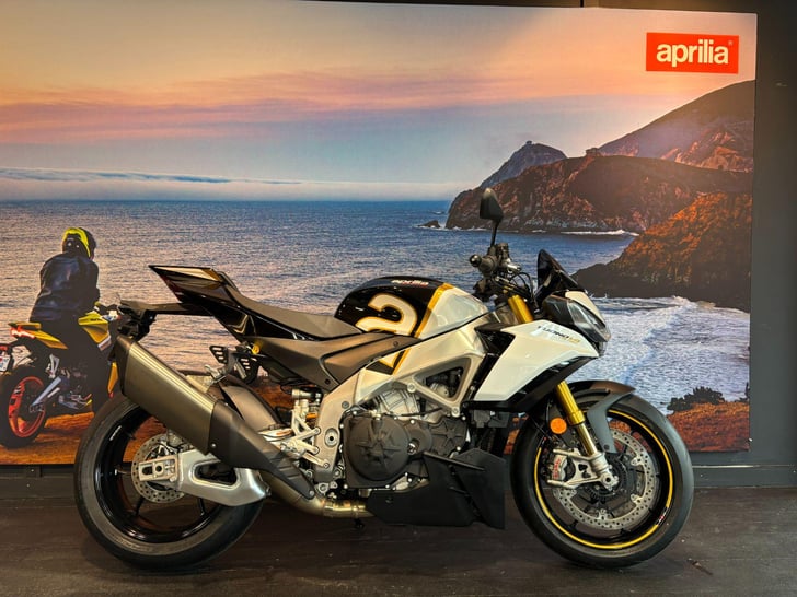 Aprilia TUONO 1100 V4 FACTORY