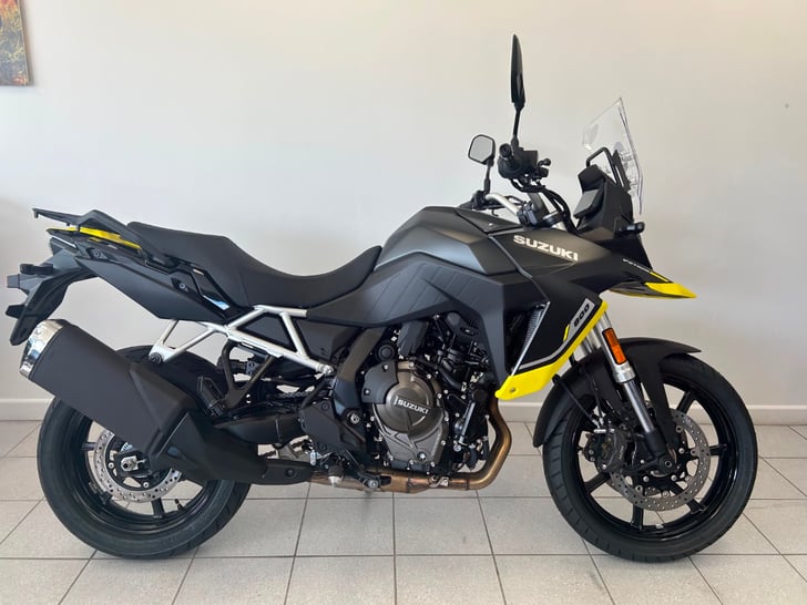 Suzuki V-STROM 800RE