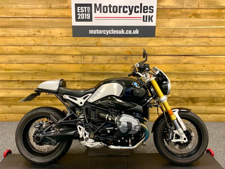 BMW R NINE T