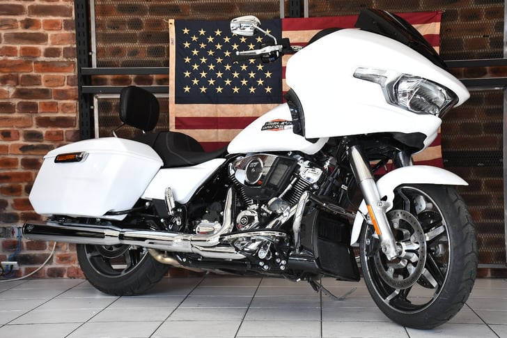 Harley-Davidson ROAD GLIDE