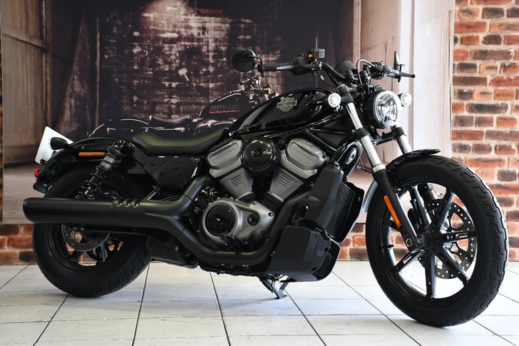 Harley-Davidson NIGHTSTER 975