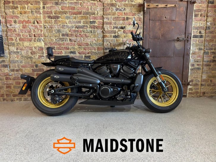 HARLEY-DAVIDSON SPORTSTER S