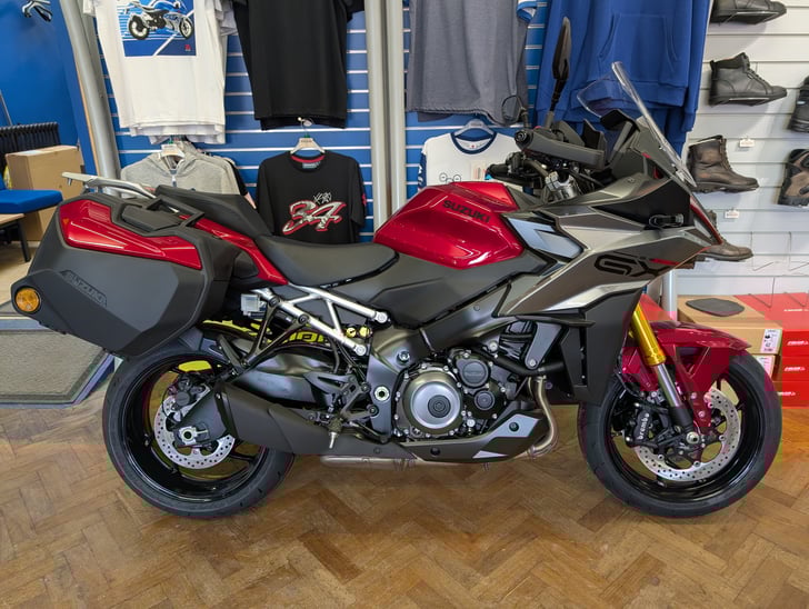 SUZUKI GSX-S1000GX+
