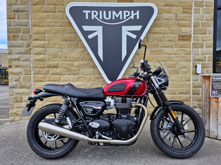 Triumph SPEED TWIN 900