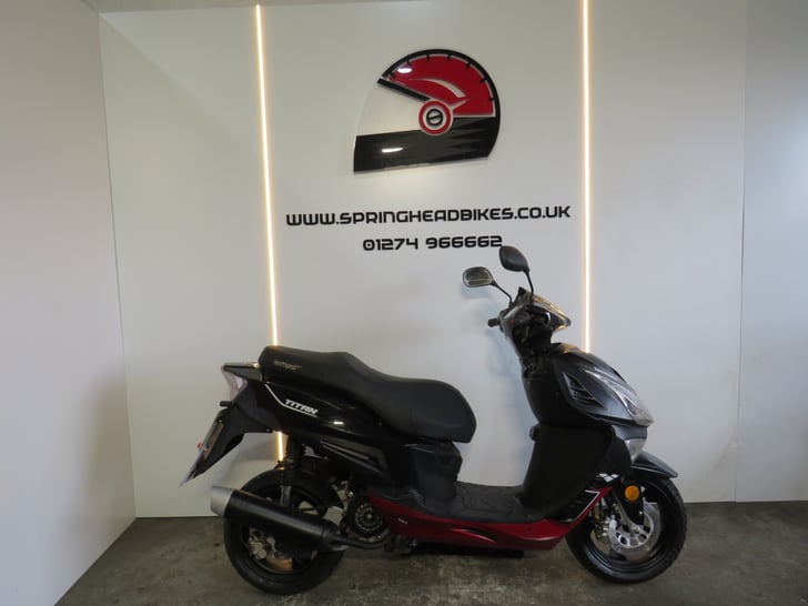 Lexmoto Titan 125 EFI