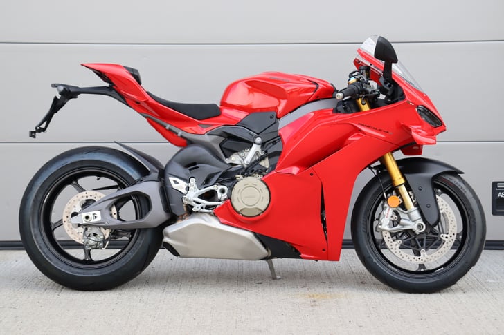 Ducati PANIGALE V4 S