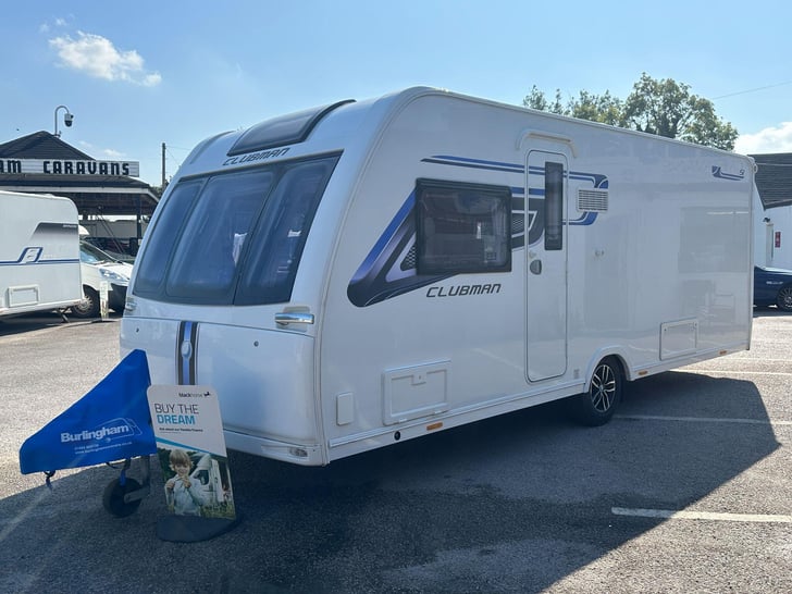 Lunar CLUBMAN SI - ATC / ALDE HEATING WITH HEATED TOWEL RAIL/ EXTERNAL 240V / GAS POINT