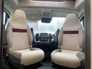 Used Elddis ENCORE 295 ENCORE 295 for sale in Wythall | Image 2