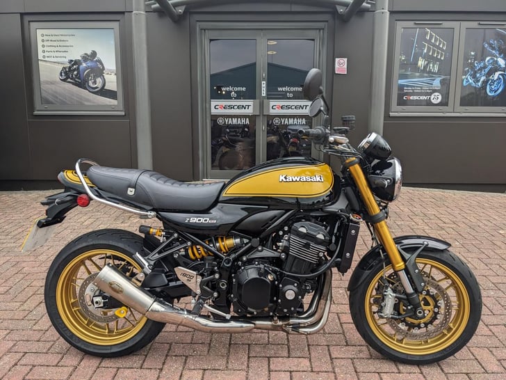 Kawasaki ZR 900 NNFNB 