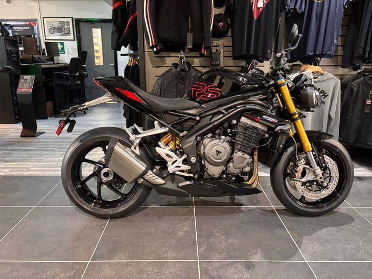 Triumph SPEED TRIPLE 1200 RS