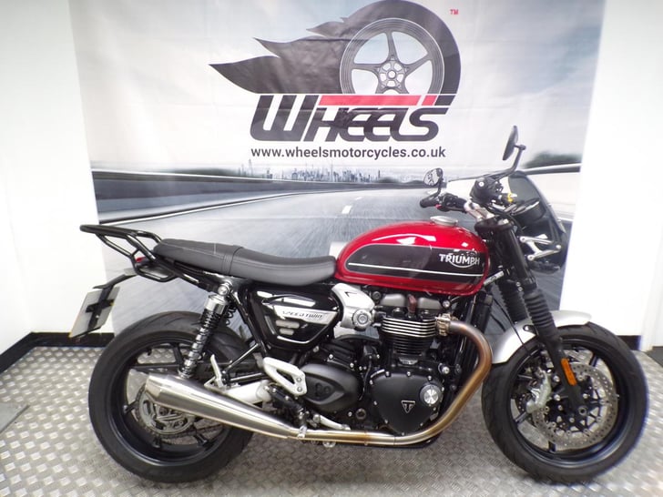 Triumph SPEED TWIN