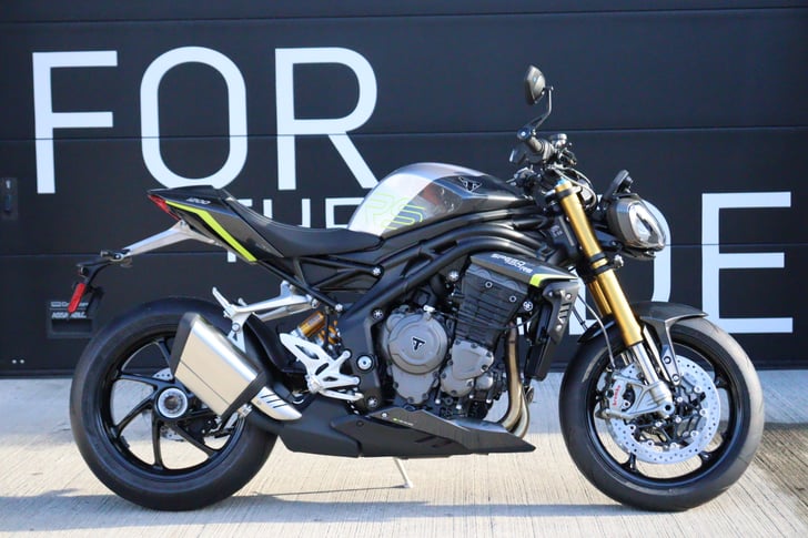 Triumph SPEED TRIPLE 1200 RS