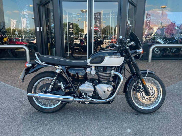 TRIUMPH BONNEVILLE T120