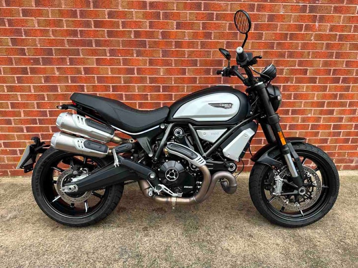 Ducati SCRAMBLER 1100 PRO DARK 