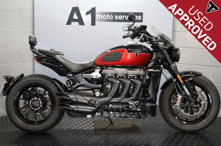 Triumph ROCKET 3 STORM GT