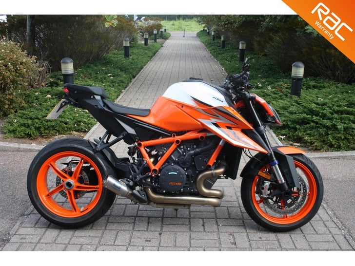 KTM 1290 SUPER DUKE R EVO