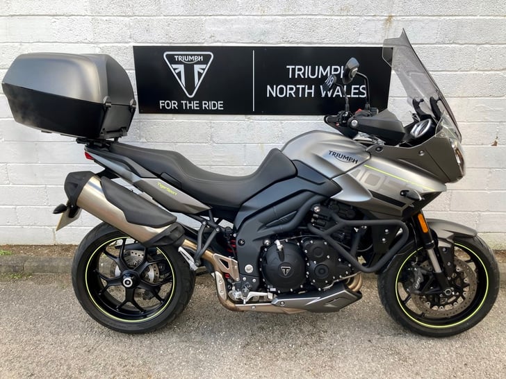 Triumph tiger 1050 discount luggage for sale