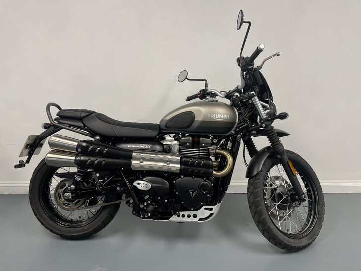 TRIUMPH STREET SCRAMBLER SANDSTORM