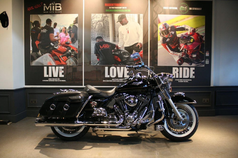 Used Harley-Davidson TOURING TOURING FLHRCI ROAD KING 1449CC for sale in Watford