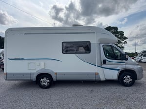 Used Auto-Trail NAVAJO NAVAJO for sale in Preston | Image 2