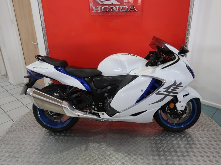 Suzuki GSX1300 HAYABUSA 