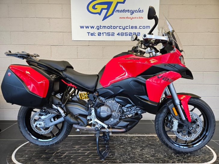 Ducati MULTISTRADA V2 S TRAVEL